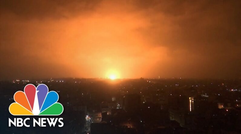 Israeli Air Strikes Hit Gaza Strip