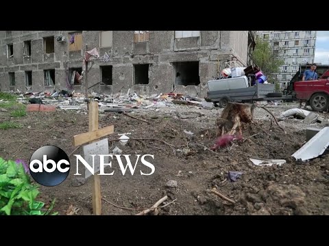 Russian forces launch new strikes in Ukraine | GMA