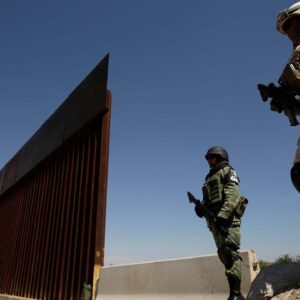 News Wrap: More than 220,000 migrants arrived at U.S.-Mexico border in March