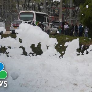 Stinky Foam Invades Colombian Town