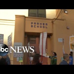 Teachers and parents protest over school closures in Oakland