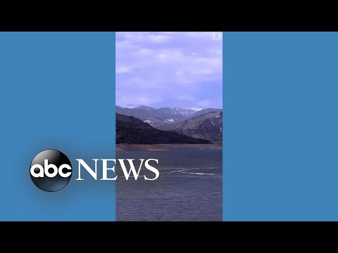 Time-lapse shows ice melting on Colorado reservoir l ABC News