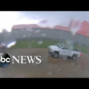 Tornado rips roof off building in Ohio l ABC News