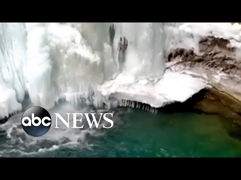 Waterfall partially freezes over in Canada l ABC News