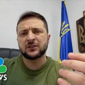 Zelenskyy Accuses Russia Of Killing 'Tens Of Thousands' In Mariupol