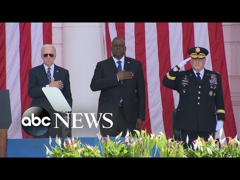 President Biden honors veterans during Memorial Day ceremony l ABCNL