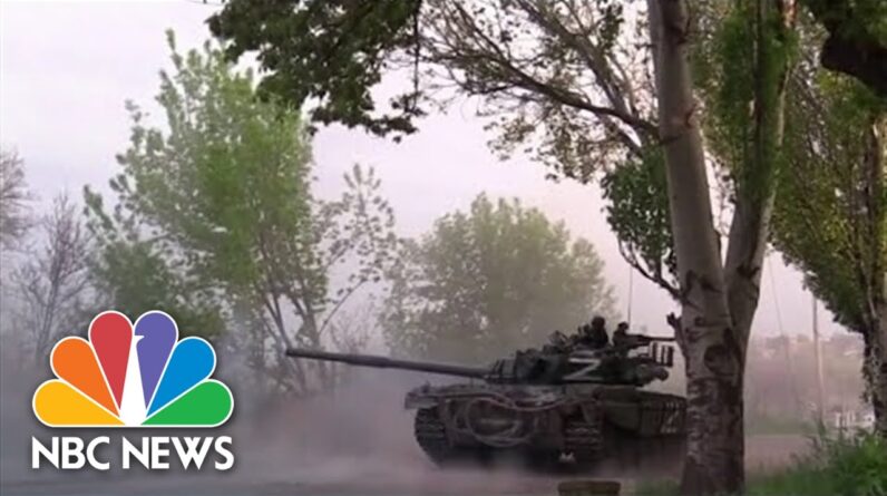 Russian Forces Try To Break Ukrainian Resistance in Mariupol