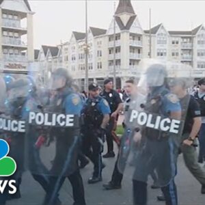 Watch: Chaos Erupts As Police Disperse Thousands On New Jersey Beach