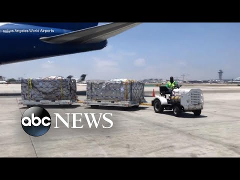 190,000 pounds of baby formula lands in US