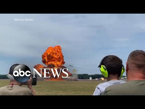 1 dead after accident at Michigan airshow