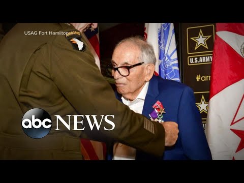 WWII veteran receives Purple Heart after 77 years
