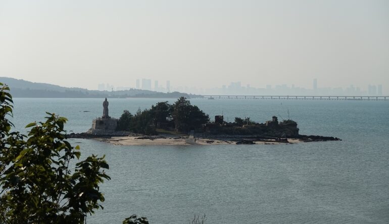 Jangongyu Islet with Xiamens skyline in the background