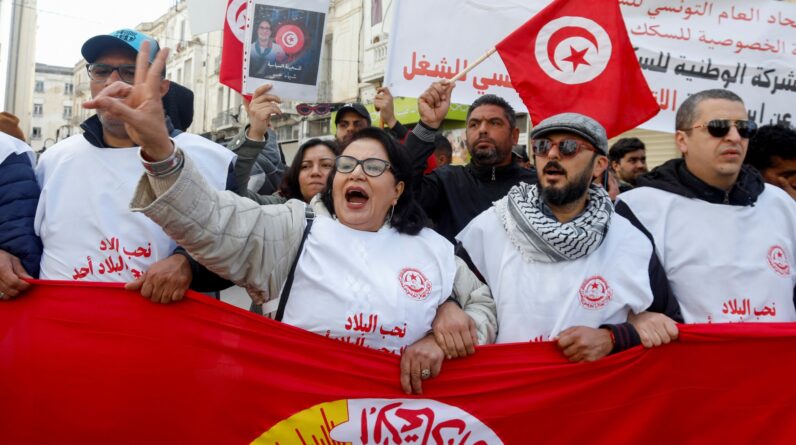 2023 03 04T101412Z 1085104107 RC2YMZ942MZU RTRMADP 3 TUNISIA POLITICS PROTESTS