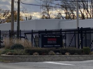 IP Holtec sign