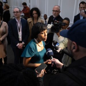 ZONGGSRA4HLZBZ5IZSBDLPYFBY size normalized