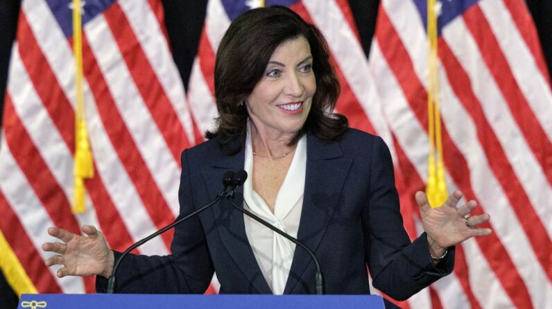 kathy hochul ny1 51223