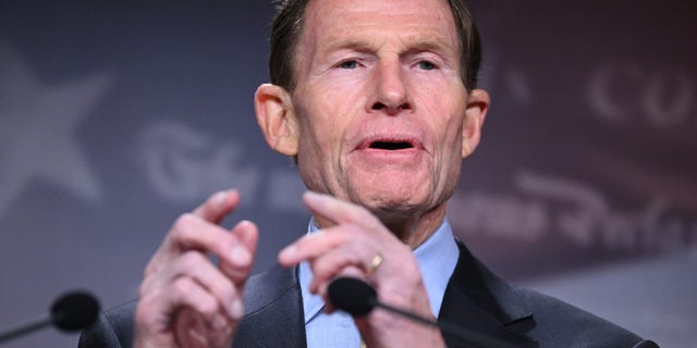 Senators Graham and Blumenthal hold a press conference on their Russia resolution